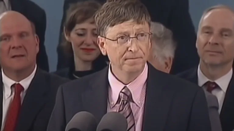 Bill Gates at Harvard University’s 2007 Commencement