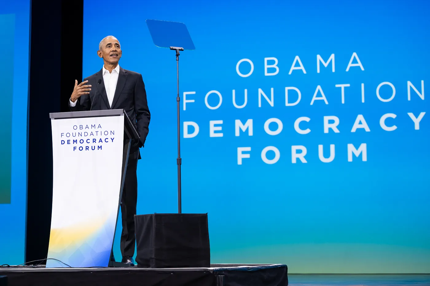 Obama's Speech at 2023 Democracy Forum